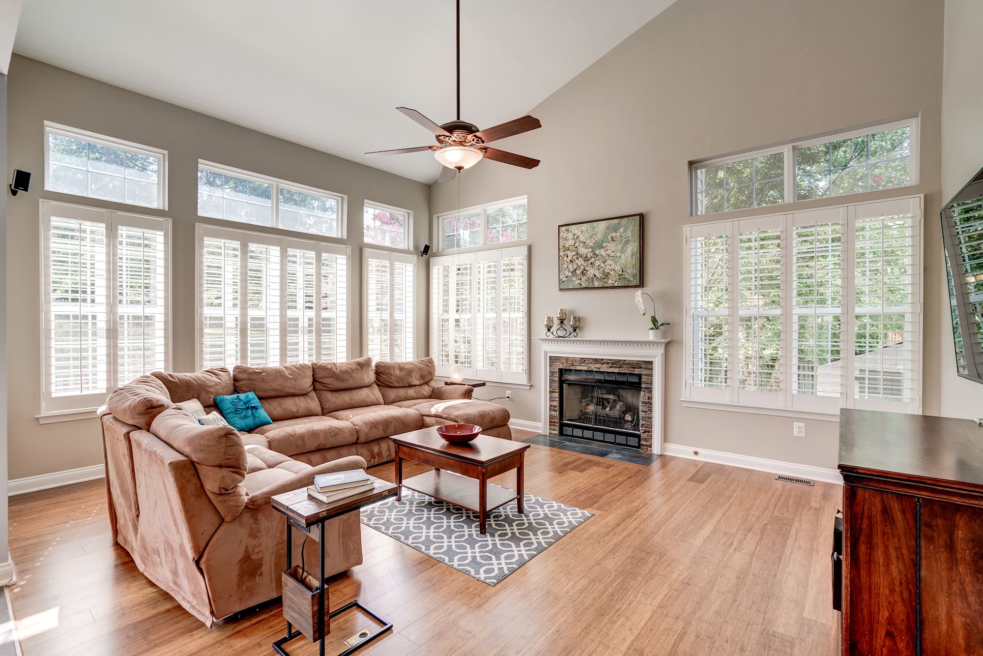 SOLD 4 BD in Heart of Potomac Crossing in Leesburg,VA